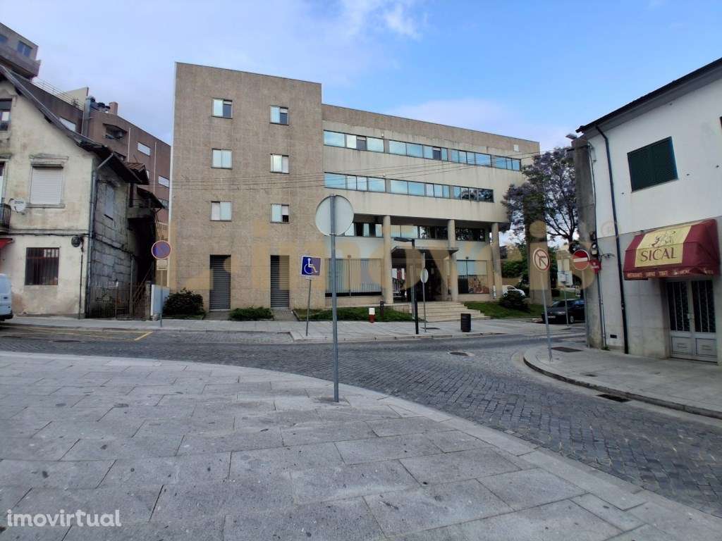TRESPASSA-SE ESCRITÓRIO TOTALMENTE EQUIPADO, CENTRO DE FELGUEIRAS - Grande imagem: 2/8