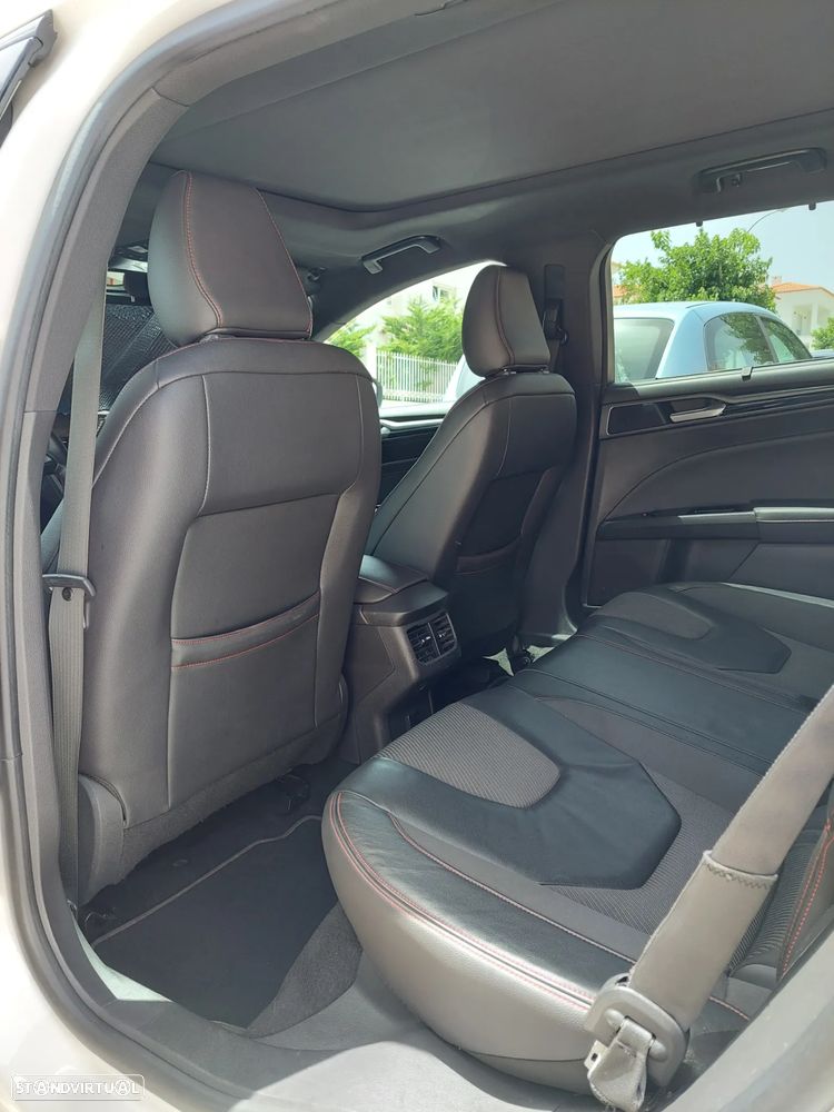 Ford Mondeo SW 2.0 TDCi ST-Line Powershift - 15