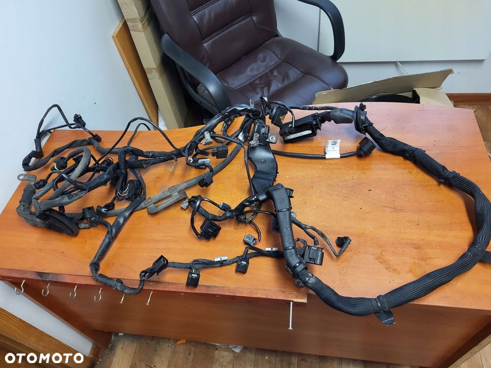 WIĄZKA INSTALACJA SILNIKA MERCEDES W211 3.0 CDI A6421506033 A2115401330