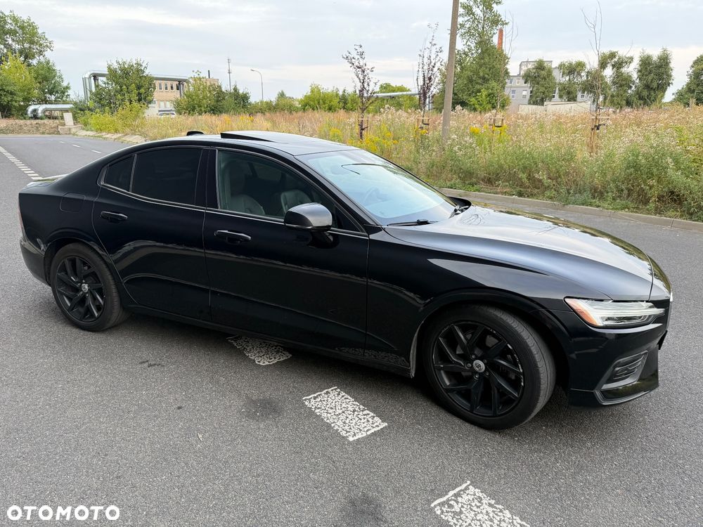 Volvo S60 T5 Momentum Pro - 4