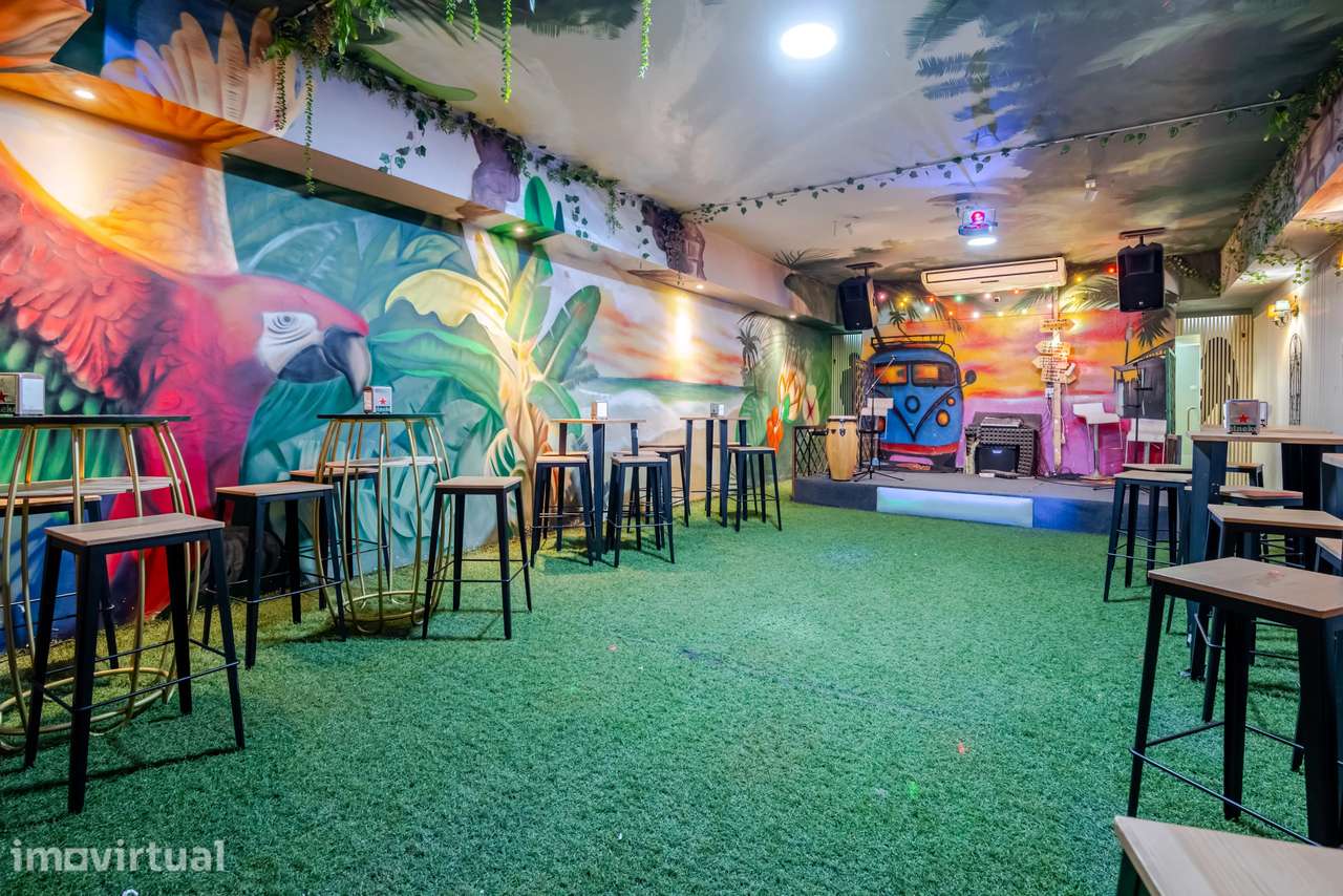 Espaço comercial  para venda em Vila Nova de Gaia - Grande imagem: 5/48