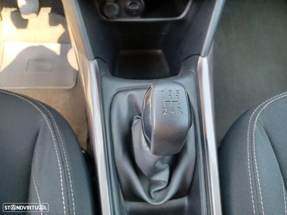 Peugeot 2008 - 19