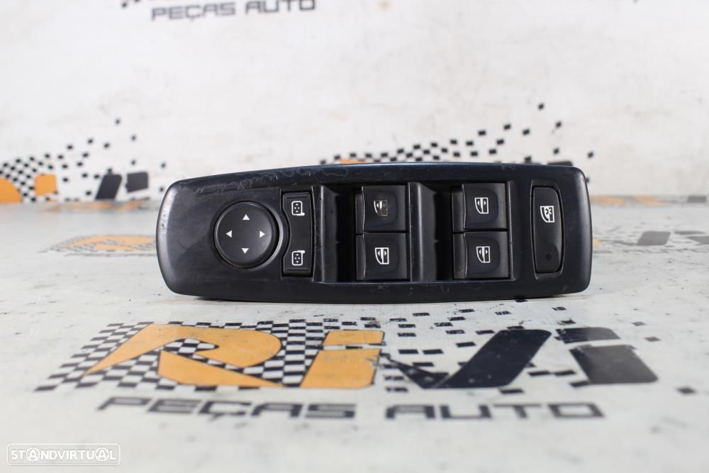 Botões / Comandos / Interruptorres Dos Vidros Renault Megane Iii Hatch - 1