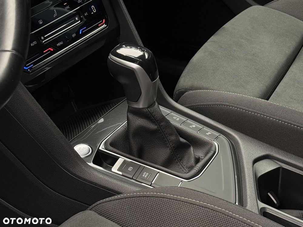 Volkswagen Tiguan 1.5 eTSI Life DSG - 11