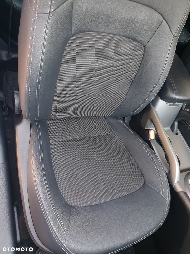 Kia Sportage 1.6 GDI Business Line L 2WD - 32