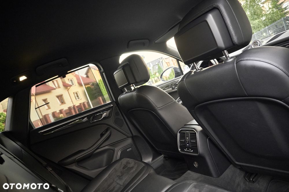 Porsche Macan S - 27