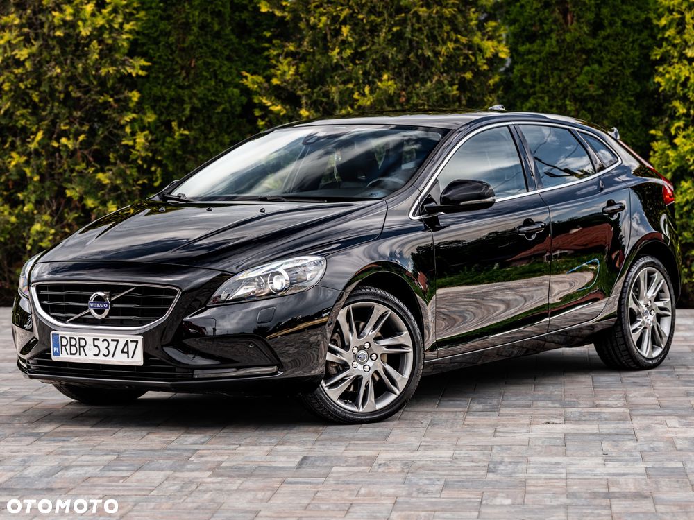 Volvo V40 D3 Geartronic R Design - 22