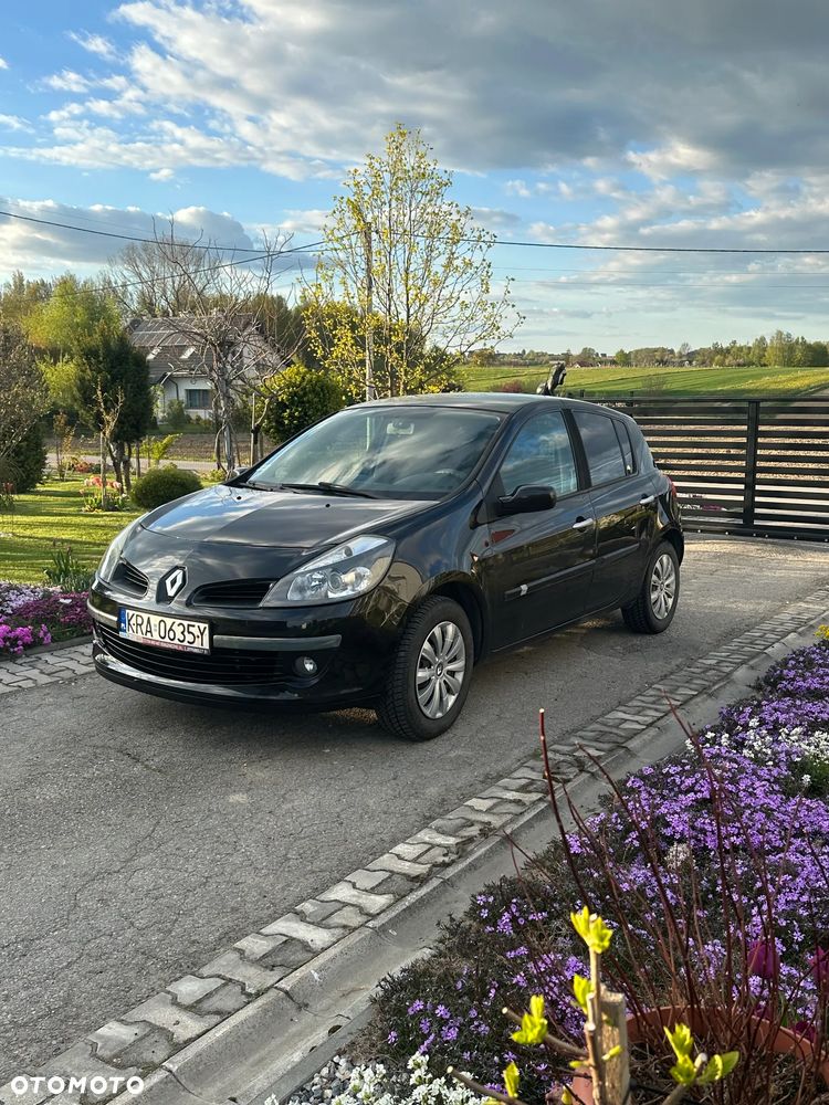 Renault Clio 1.2 16V Authentique - 5