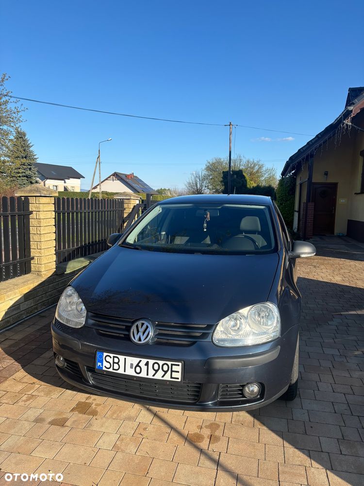 Volkswagen Golf 1.6 FSI Trendline - 1