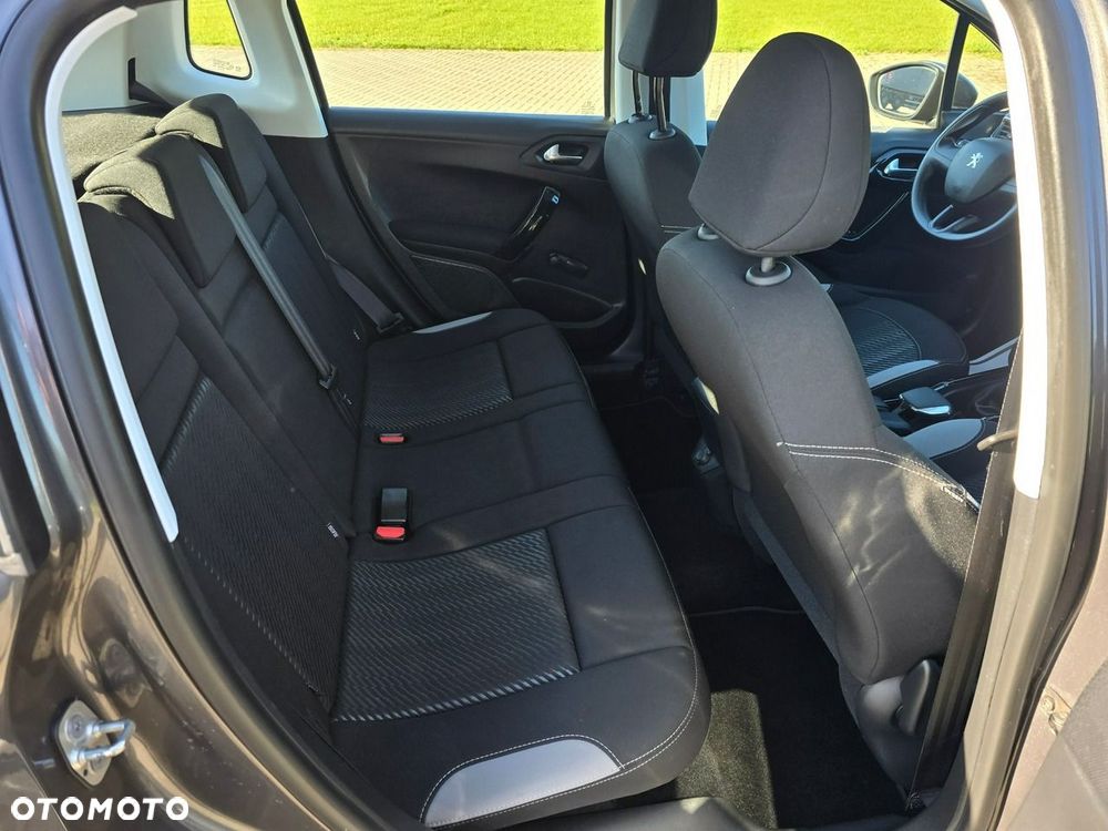 Peugeot 2008 - 21
