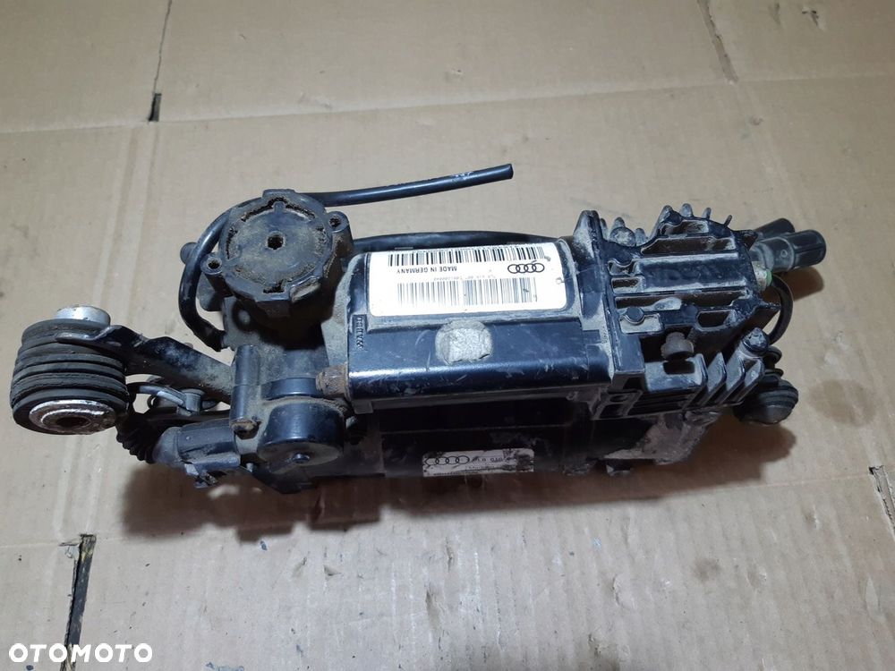 AUDI Q7 4L KOMPRESOR ZAWIESZENIA 7L8616006C - 7
