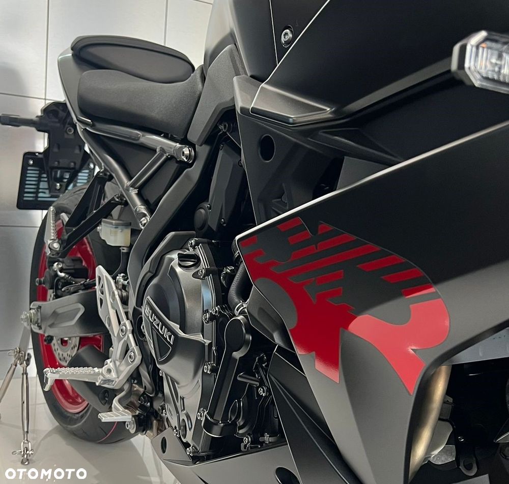 Suzuki GSX-R - 14