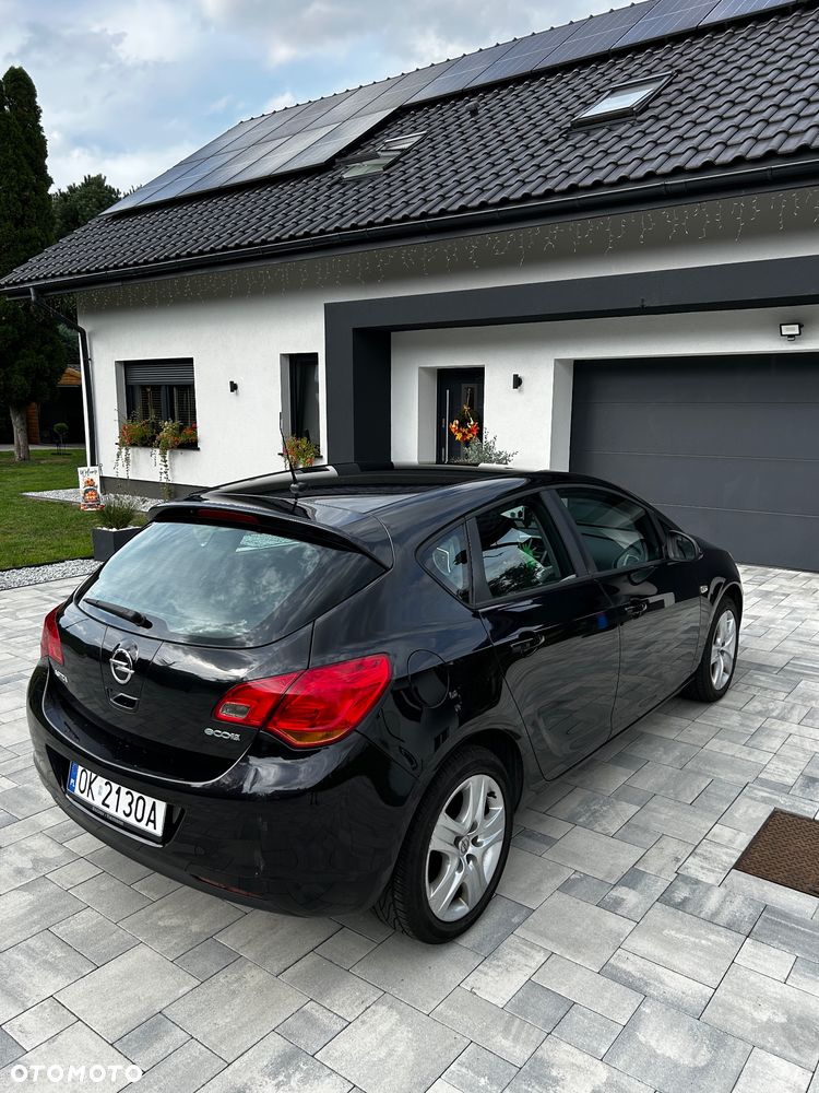 Opel Astra 1.4 - 5