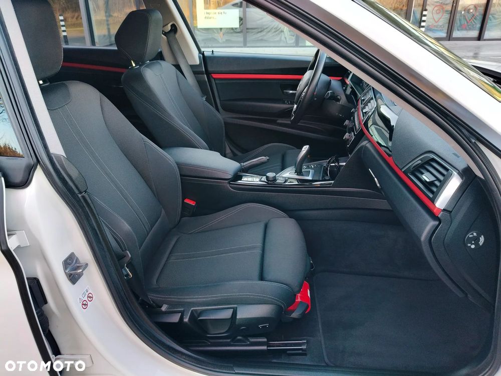 BMW 3GT 320d xDrive Sport Line sport - 23