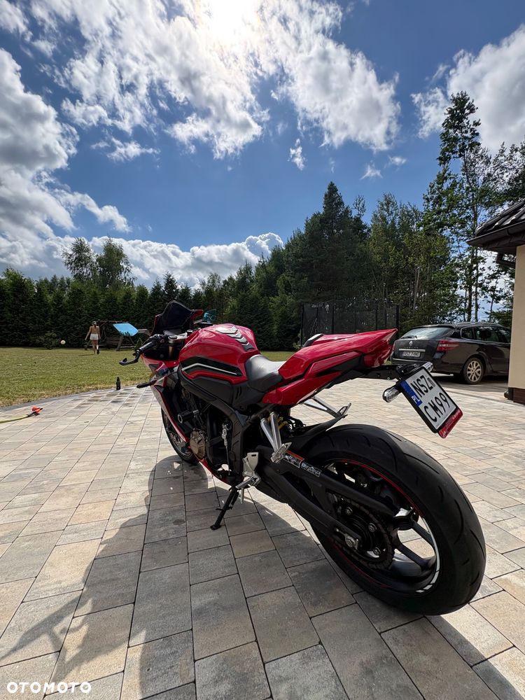 Honda CBR - 7