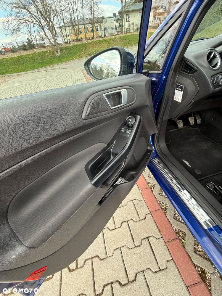 Ford Fiesta 1.0 Ambiente - 11