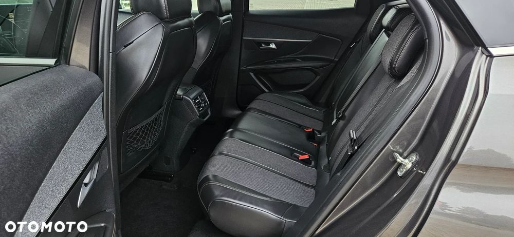 Peugeot 3008 BlueHDi 130 Stop & Start EAT8 GT Pack - 7