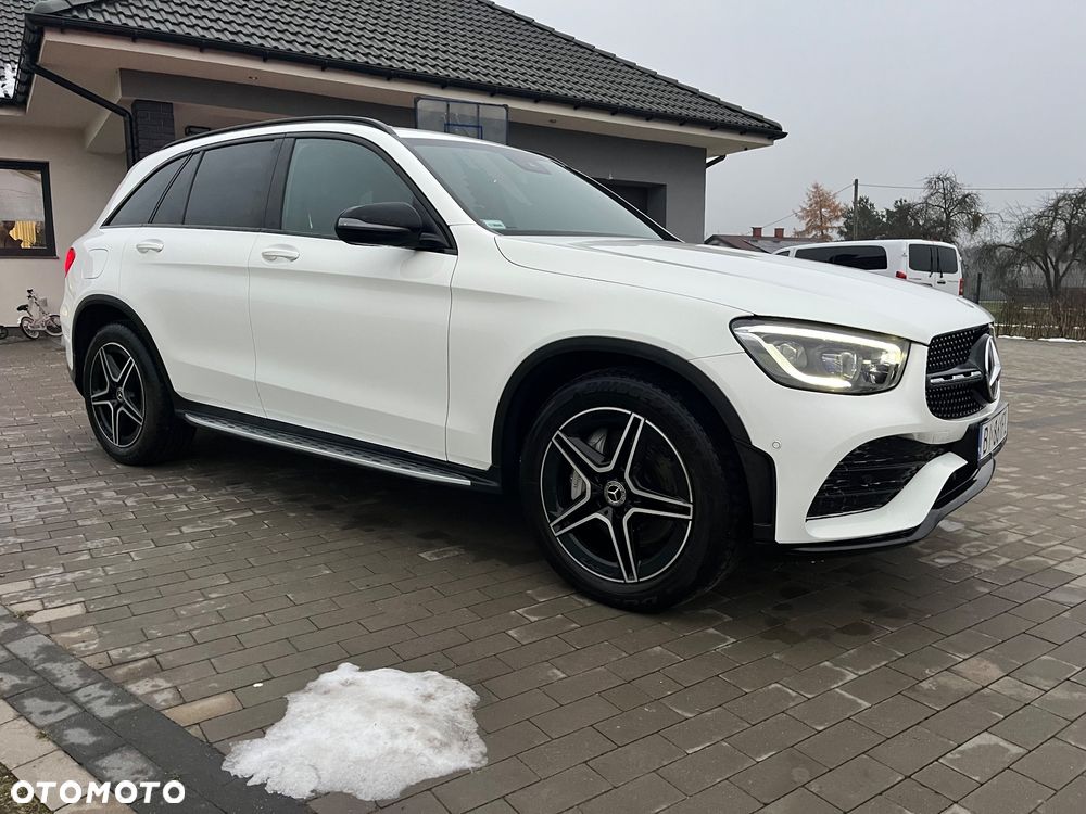Mercedes-Benz GLC 220 d 4Matic 9G-TRONIC AMG Line - 9