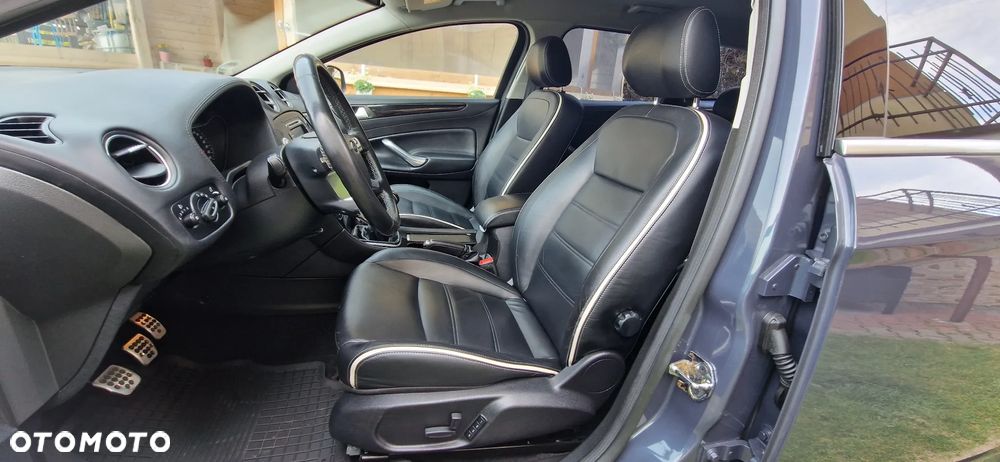 Ford Mondeo 2.0 TDCi Titanium X - 22
