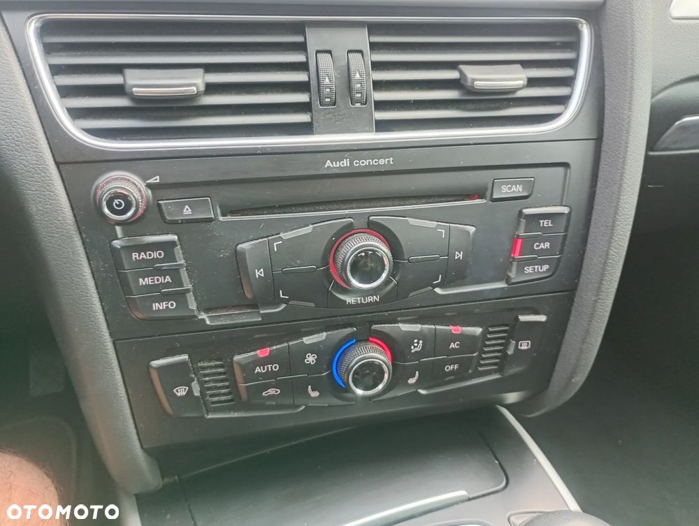Audi A4 Limousine - 35
