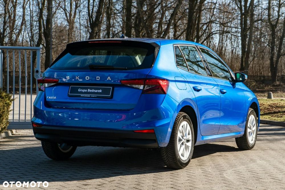 Skoda Fabia - 8