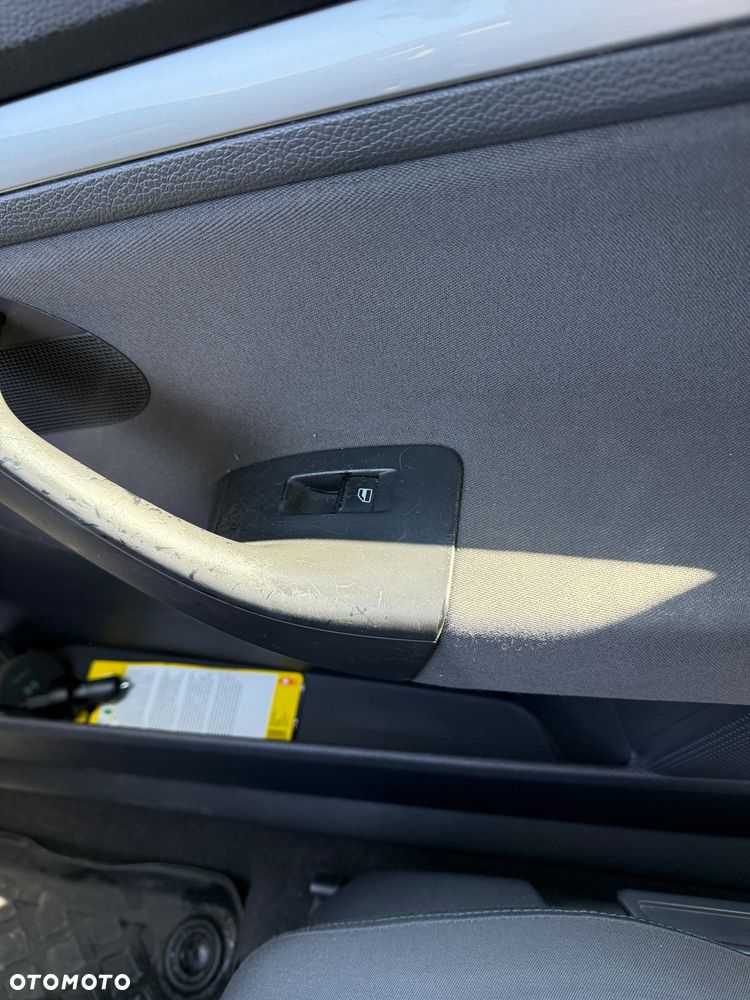 Volkswagen Golf - 18