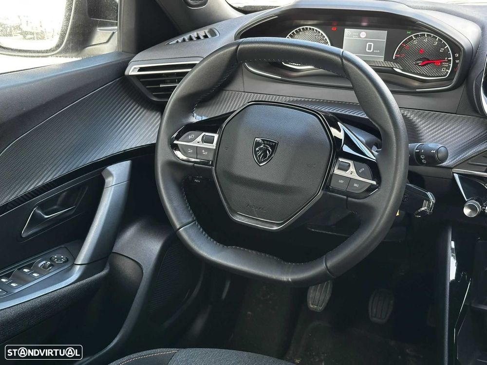 Peugeot 2008 1.2 Style - 10