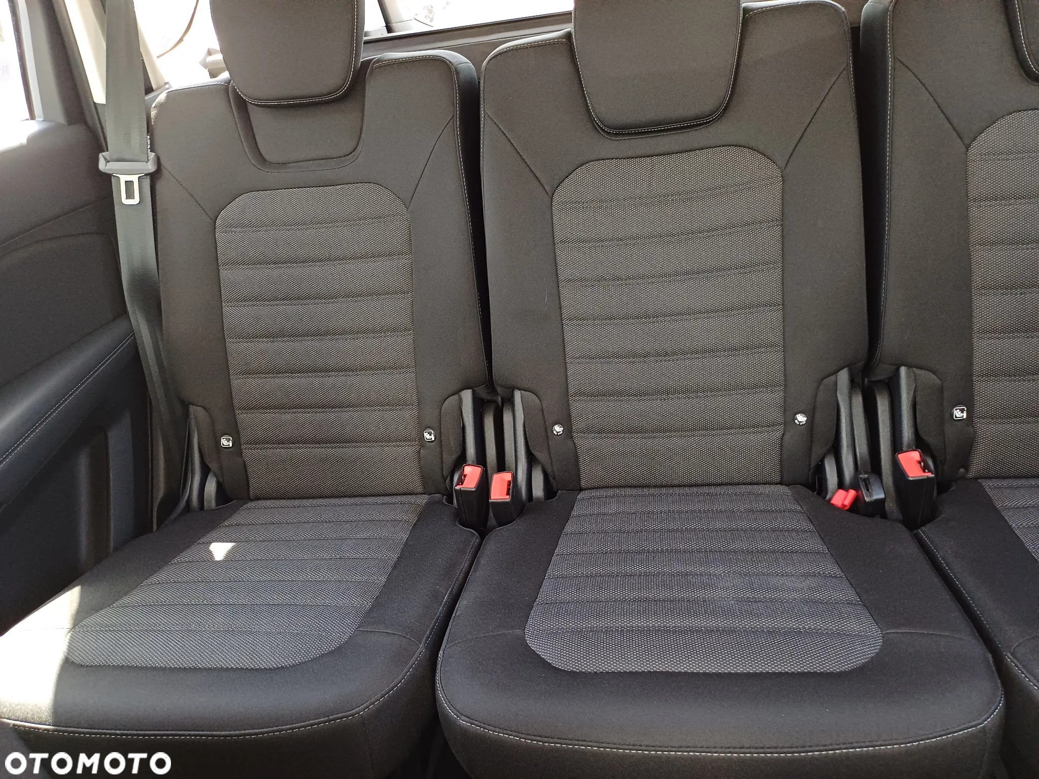 Ford S-Max 2.5 Hybrid Titanium CVT - 23