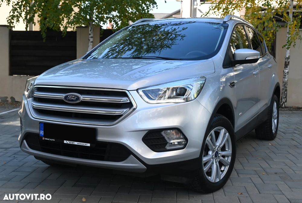 Ford Kuga 2.0 TDCi 4WD Powershift Titanium - 1