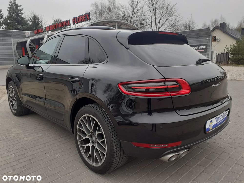 Porsche Macan - 2