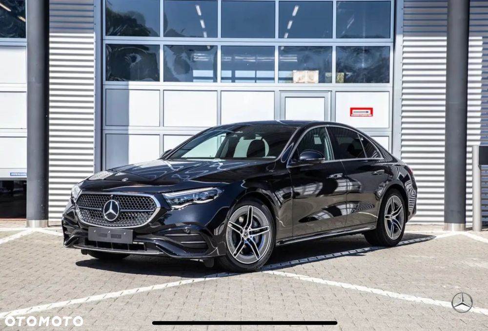 Mercedes-Benz Klasa E 200 4-Matic - 1