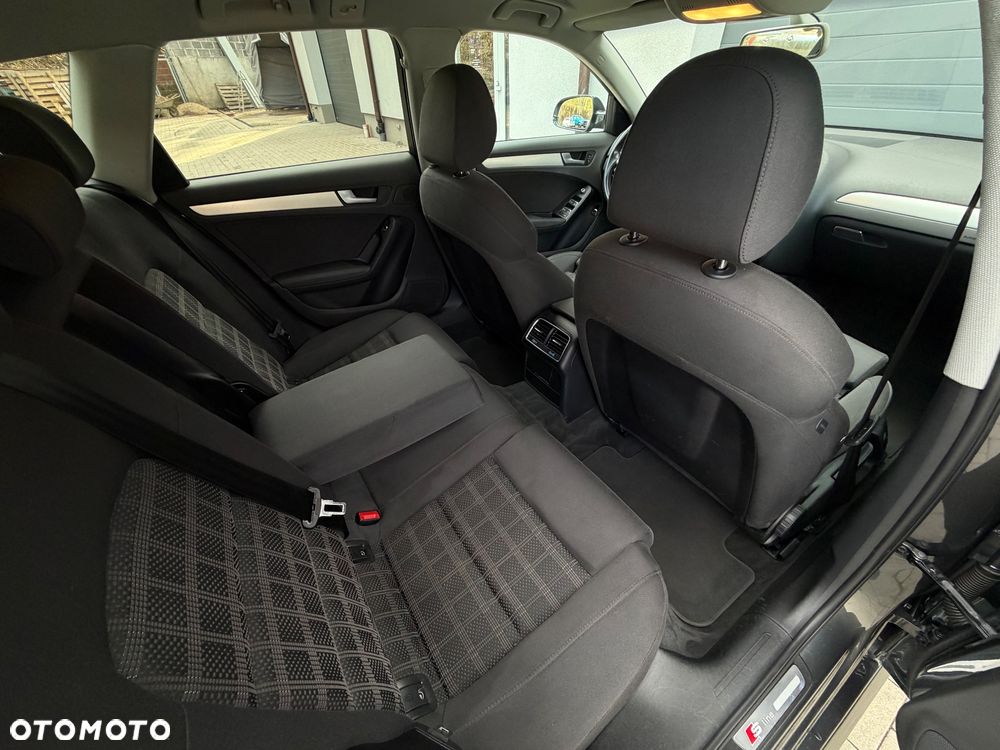 Audi A4 Avant 2.0 TDI Sport S tronic - 11