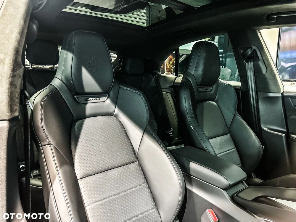 Porsche Macan Turbo 100kWh - 11