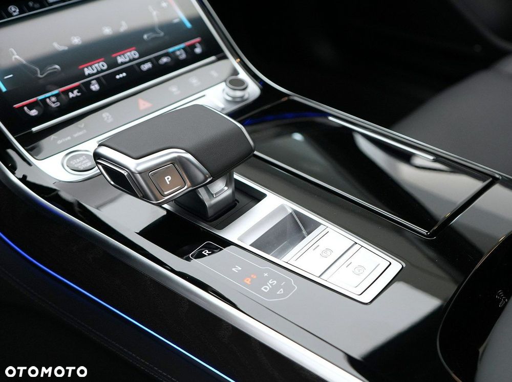Audi A8 - 19