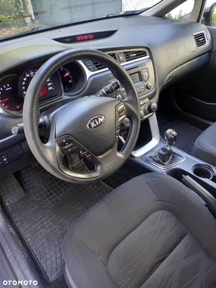 Kia Ceed Cee'd 1.6 CRDi M - 11