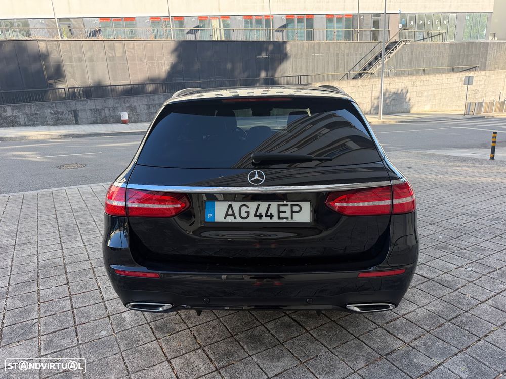 Mercedes-Benz E 300 Bluetec Hybrid Avantgarde - 4