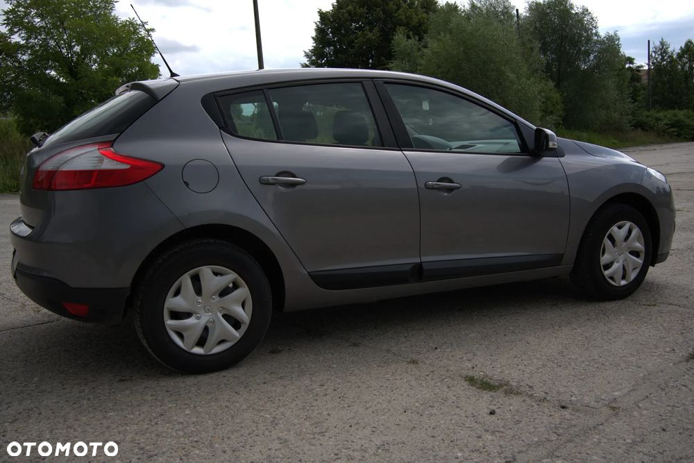 Renault Megane 1.6 16V Generation - 9