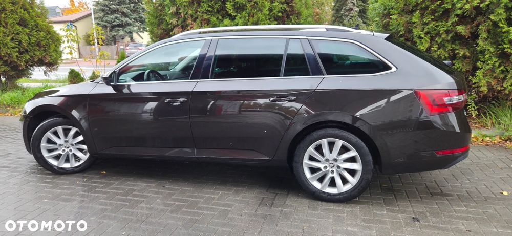 Skoda Superb Combi 1.4 TSI ACT Ambition - 8