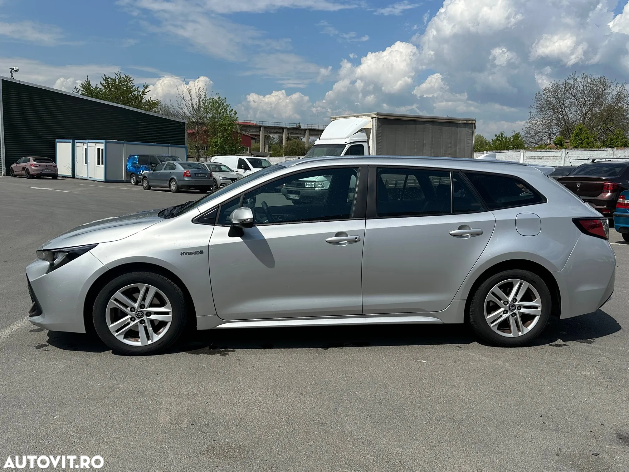 Toyota Corolla 1.8 HSD Business - 27