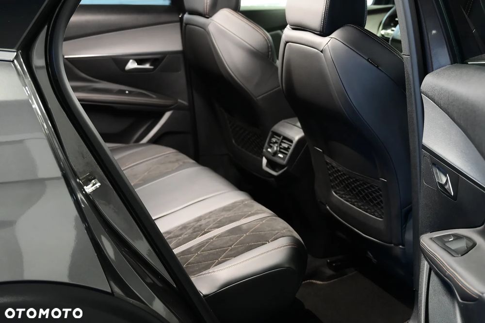 Peugeot 3008 2.0 BlueHDi GT S&S EAT8 - 11