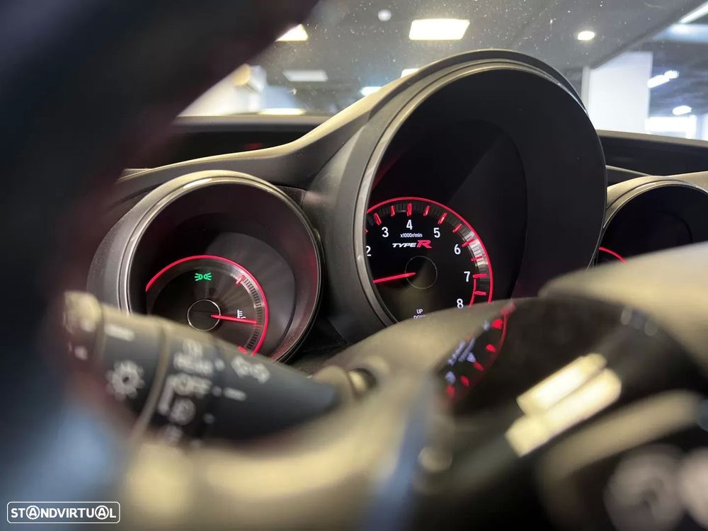 Honda Civic 2.0 VTEC Turbo Type R GT - 41