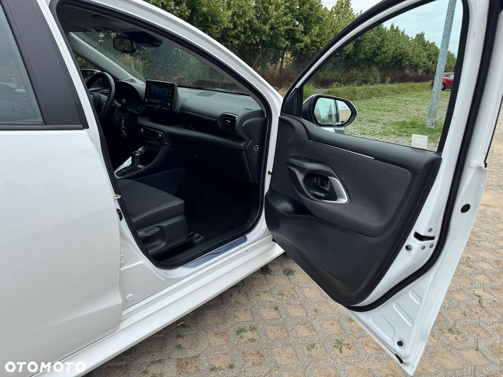 Toyota Yaris - 9