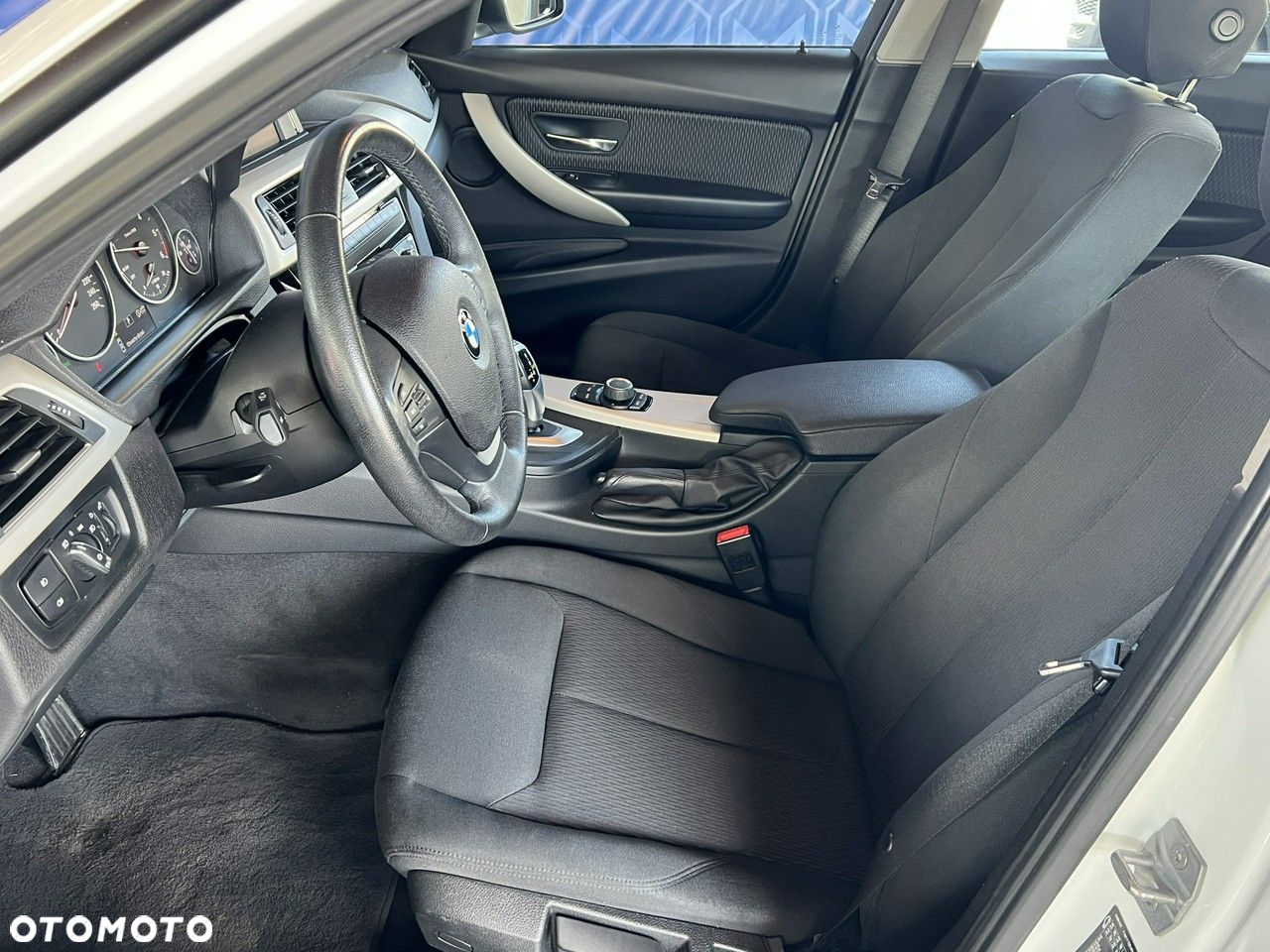 BMW Seria 3 - 23