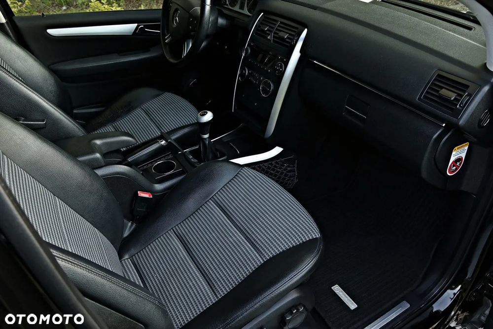Mercedes-Benz Klasa B 200 Special Edition - 8