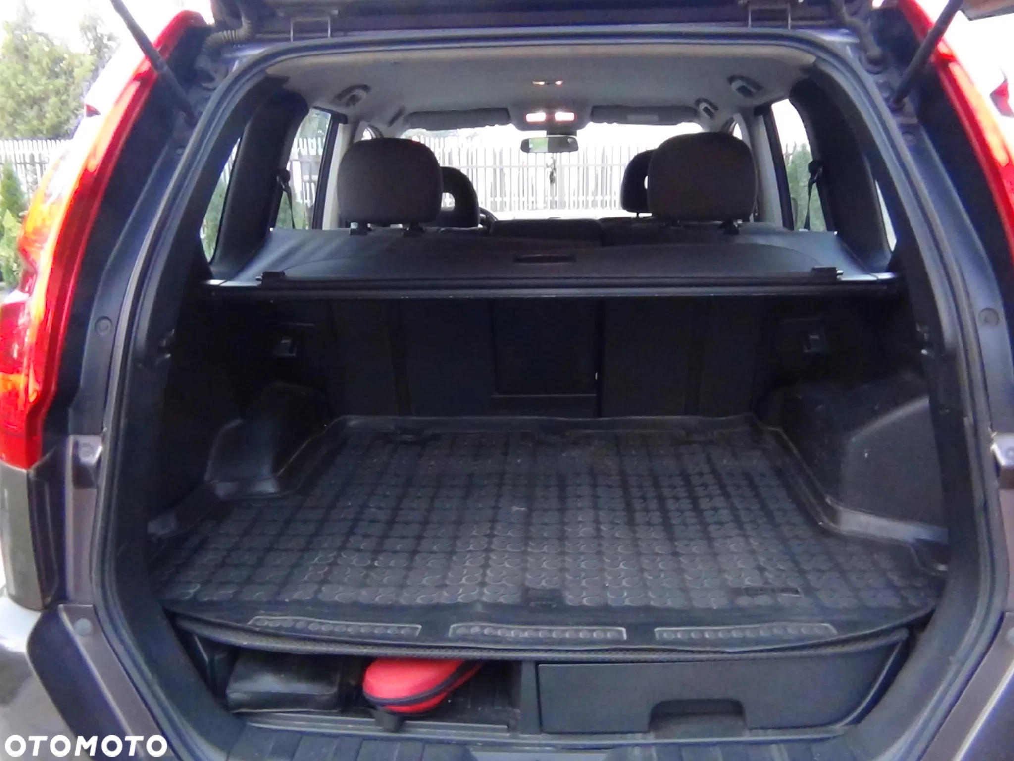 Nissan X-Trail 2.0 dCi 4x4 DPF Automatik LE - 6