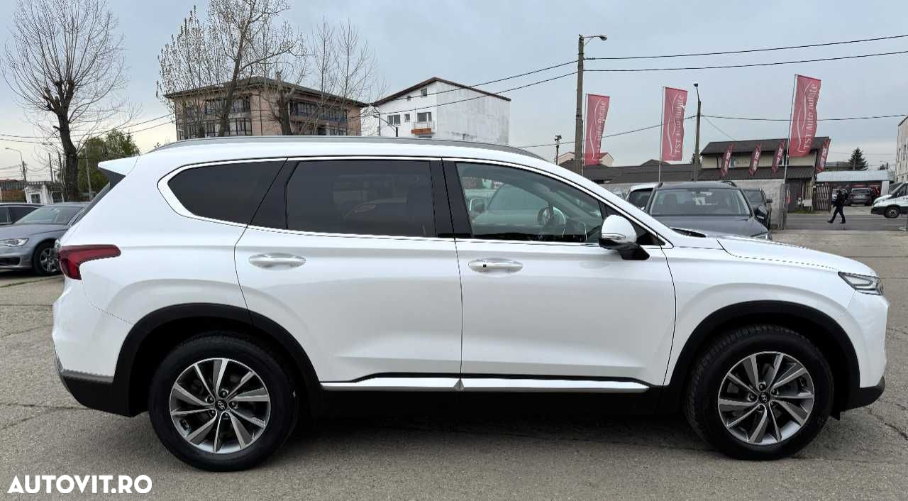 Hyundai Santa Fe - 10