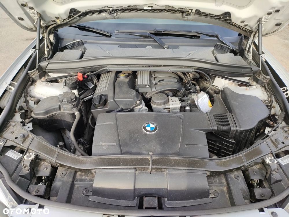 BMW X1 sDrive18i - 24