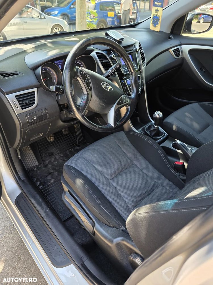 Hyundai i30 1.6 GDI Exclusive Special Edition - 19