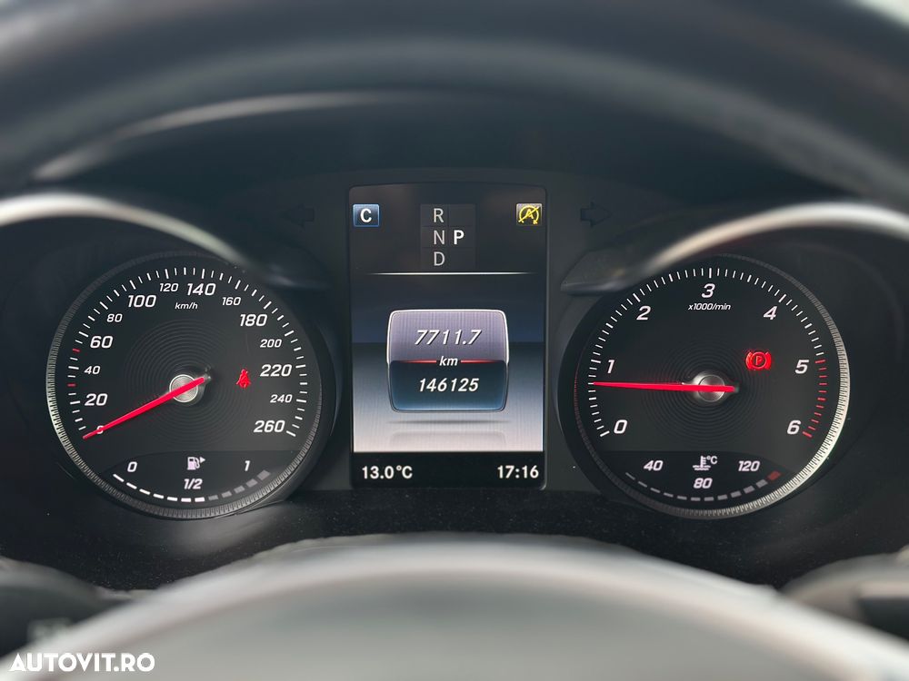 Mercedes-Benz GLC - 7