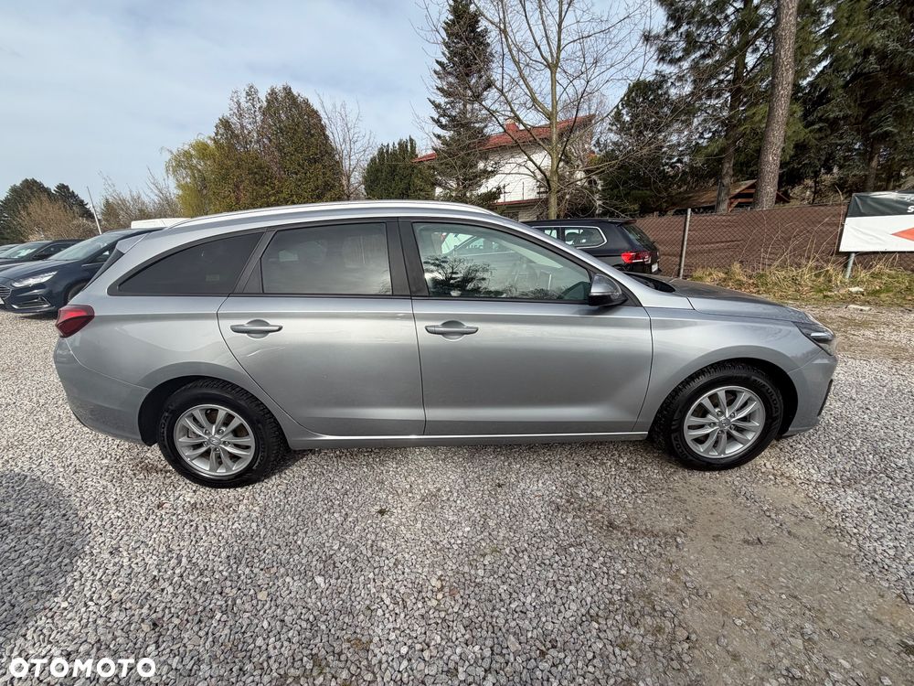 Hyundai i30 1.0 T-GDI Modern - 10